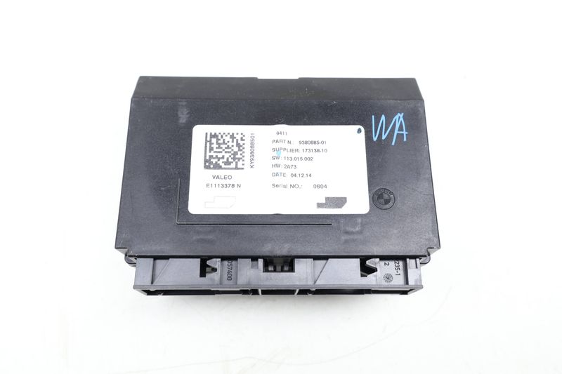AC / Air Conditioner Control Module 64119380885 — Used (SKU 659188)
