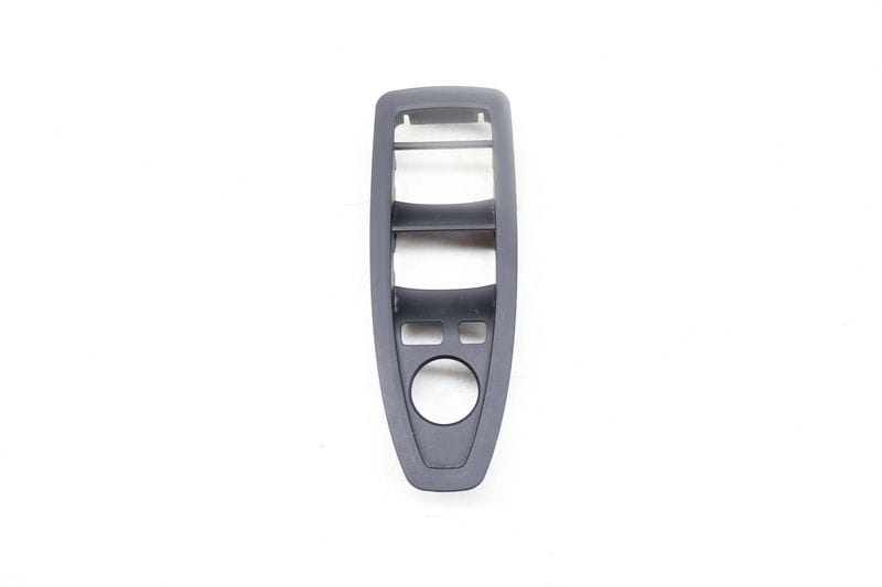 Master Window Switch Door Trim 51417289346 — Used (SKU 659604)