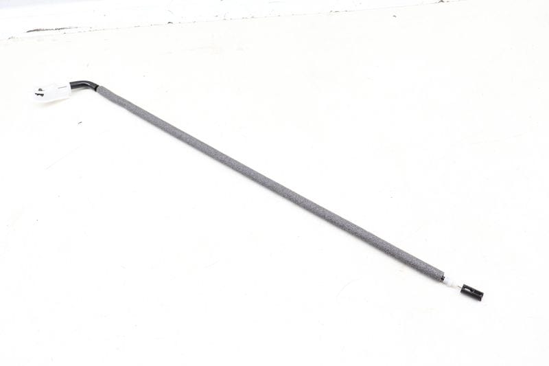 Interior Door Handle Release / Bowden Cable 51217259827 — Used (SKU 659571)