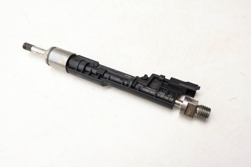 Fuel Injector 13647645960 — Used (SKU 690598)