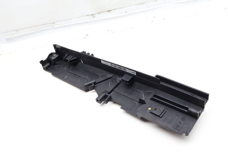 Radiator Module Carrier / Cover 17117600536 — Used (SKU 659417)