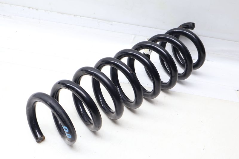 Coil Spring 33536851727 — Used (SKU 690704)