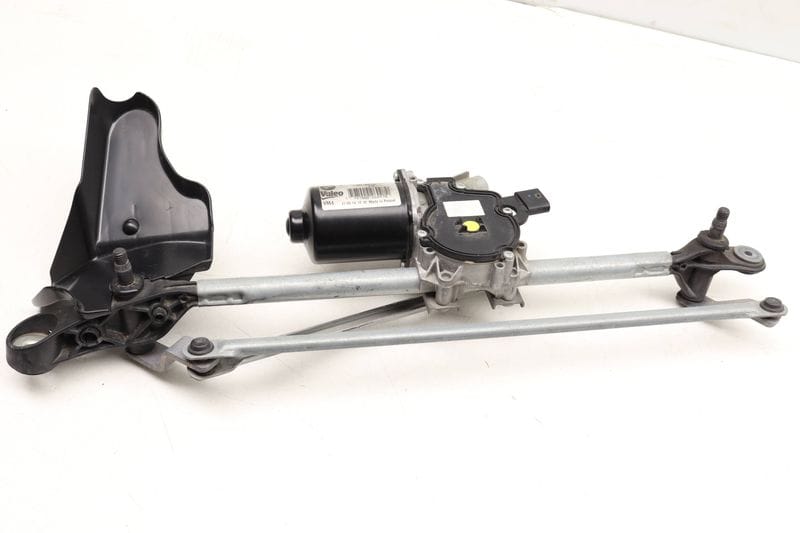 Windshield Wiper Transmission w/ Motor 61617260488 — Used (SKU 444505)