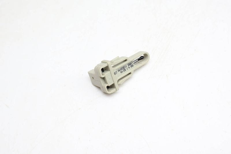 Cabin Air Temperature / Temp Sensor 64116920431 — Used (SKU 683512)