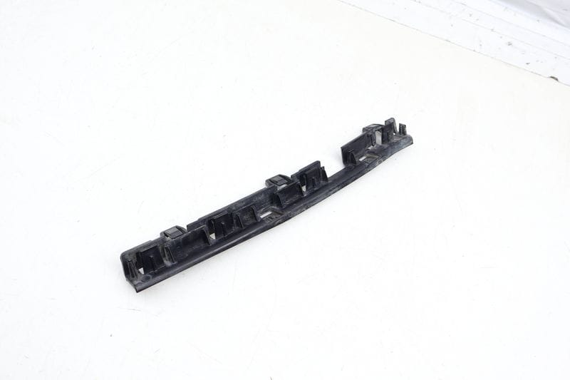 Side Skirt Support Mount / Bracket 51777183902 — Used (SKU 683683)