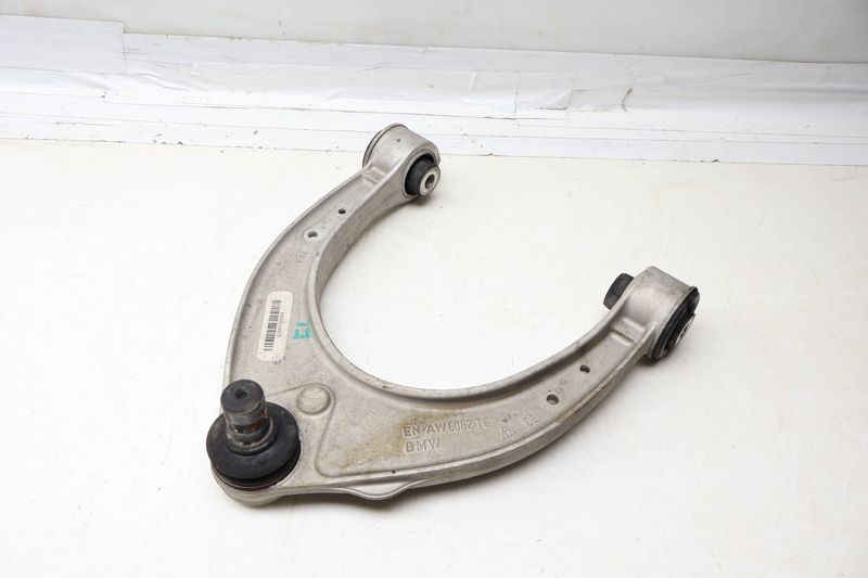 Upper Control Arm 31126857516 — Used (SKU 683743)