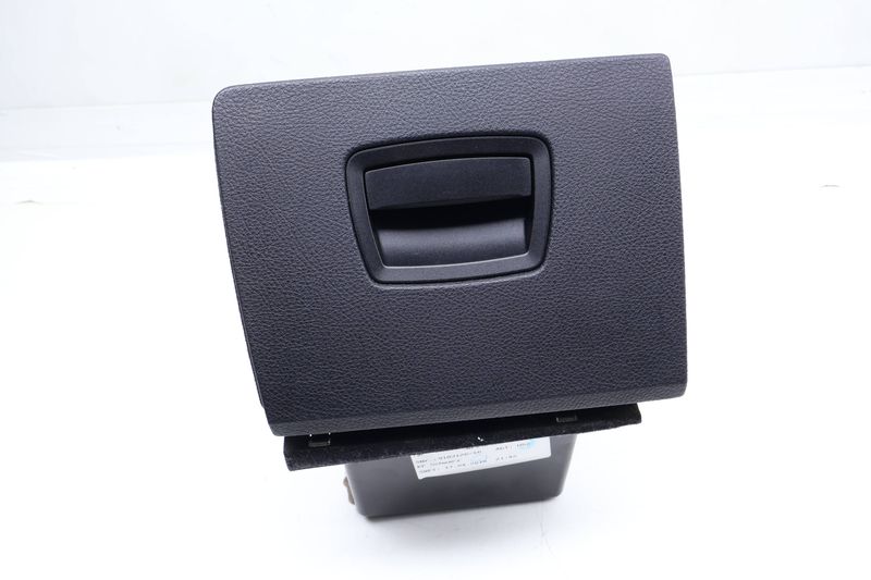 Dash Storage Bin 51459183126 — Used (SKU 683293)