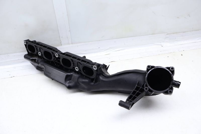 Intake Manifold 11617601434 — Used (SKU 683737)