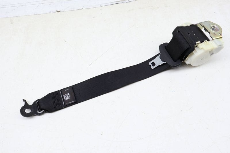 Center Seat Belt / Retractor 72117269504 — Used (SKU 683341)