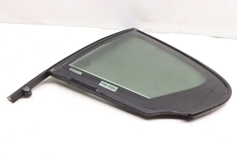 Door Quarter Window Glass 51347177849 — Used (SKU 471065)