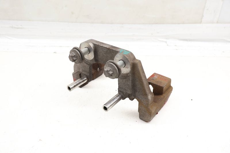 Brake Caliper Carrier / Bracket 34216796720 — Used (SKU 683733)