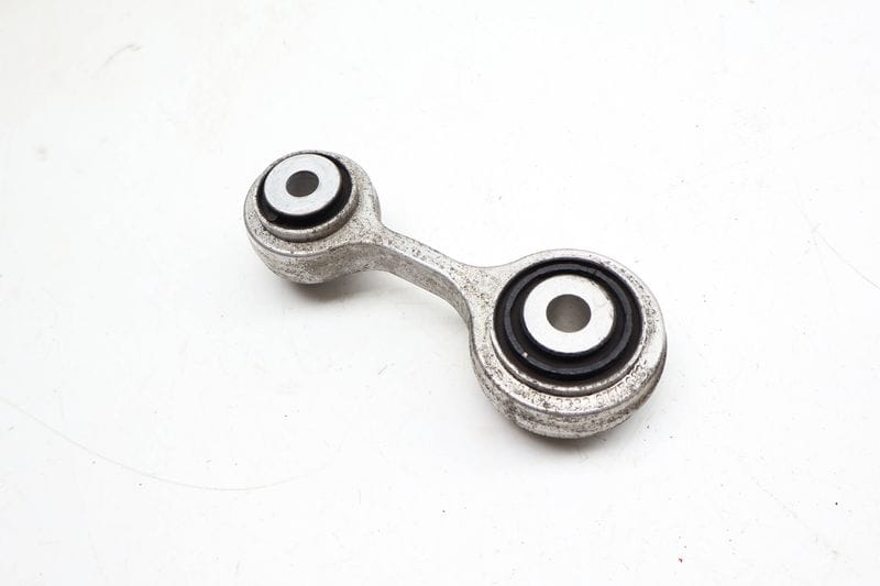 Suspension Integral Link 33326775683 — Used (SKU 683751)