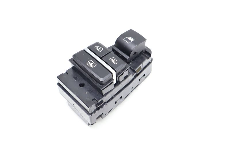 Window / Sun Shade Switch 61319352183 — Used (SKU 683452)