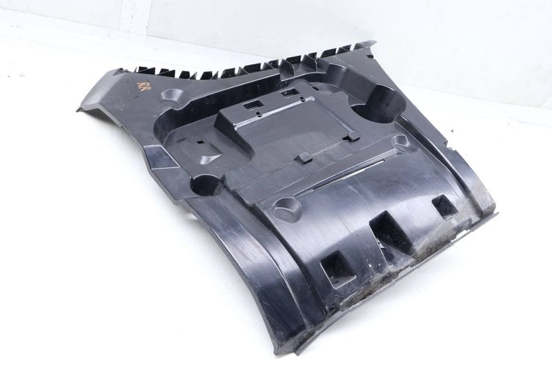 Side Bumper Mount Panel 51127183886 — Used (SKU 683278)
