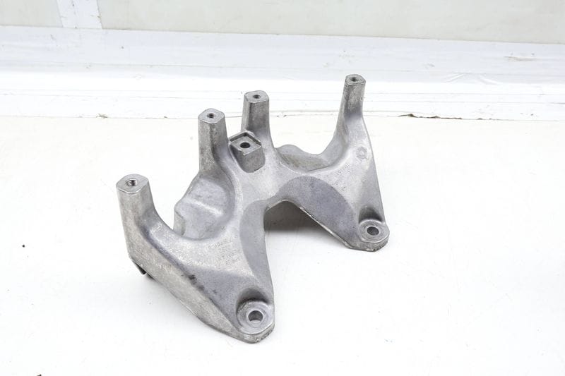 Transmission Mount Bracket 22326775909 — Used (SKU 683699)