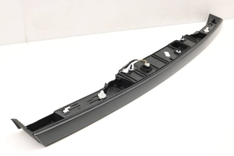 Trunk Lid Molding / Grip Trim 51137200035 — Used (SKU 387126)