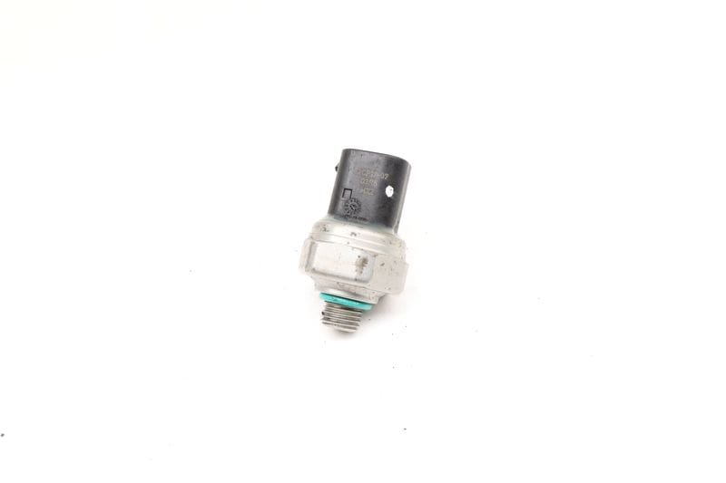 AC Pressure Switch / Sensor 64539323658 — Used (SKU 525948)