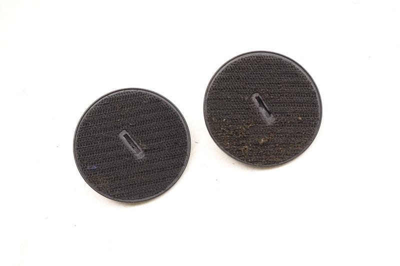 Carpet Floor Mat Fastener / Mount Set (2) 07149166609 — Used (SKU 525824)