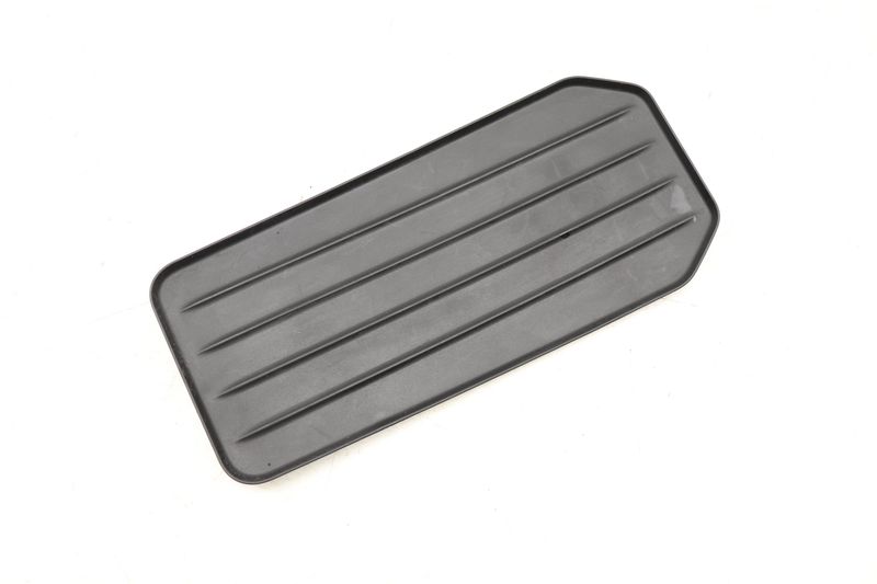 Center Armrest Mat / Insert 51169330945 — Used (SKU 525701)