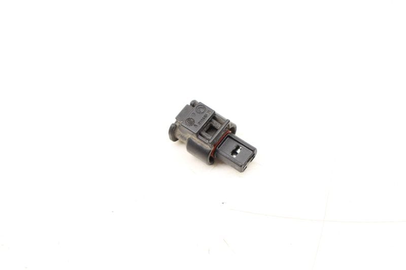 High-Voltage Interlock Loop Bridge 12527630408 — Used (SKU 526181)