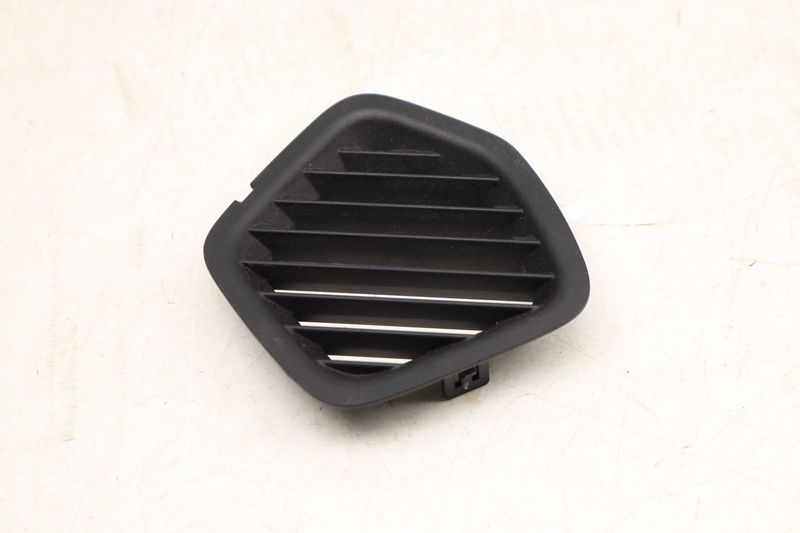 Floor Footwell Air Duct Vent 51169284989 — Used (SKU 525790)