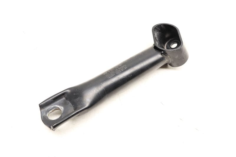 Strut Tower Brace 39206852527 — Used (SKU 526008)