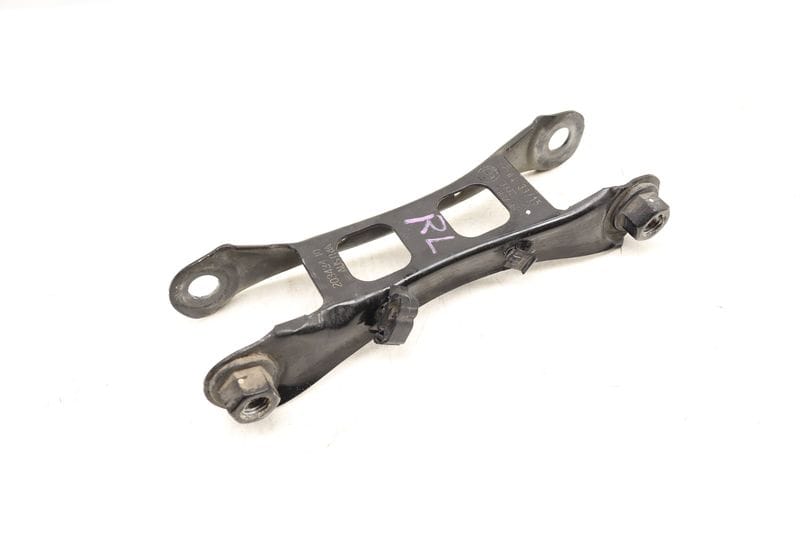 Upper Control Arm / Guide Rod 33306867881 — Used (SKU 526005)