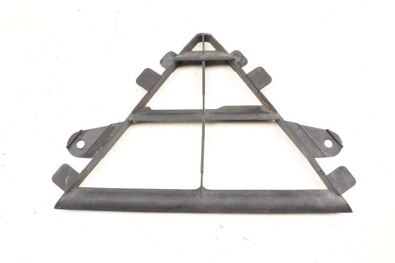 Underbody Shield Panel Bracket 51757380944 — Used (SKU 526026)