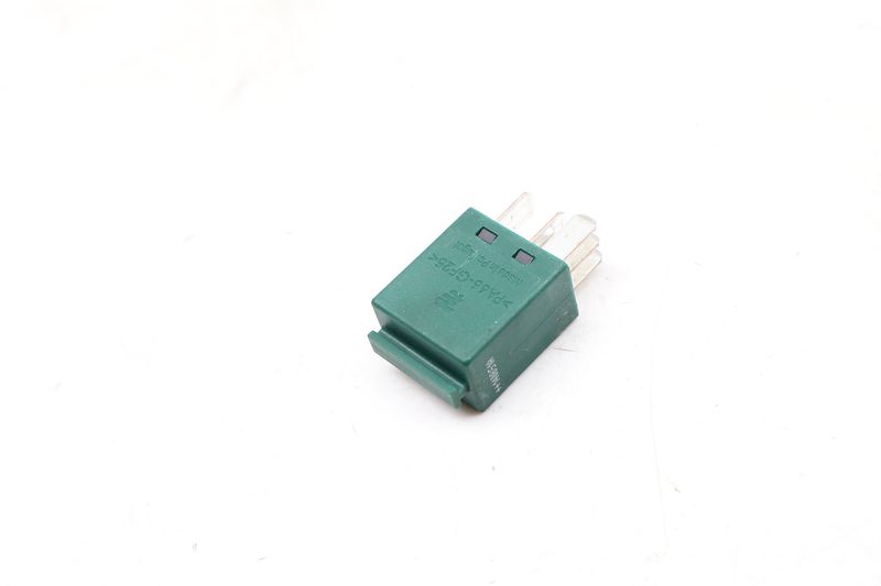 Relay 61366980177 — Used (SKU 663197)