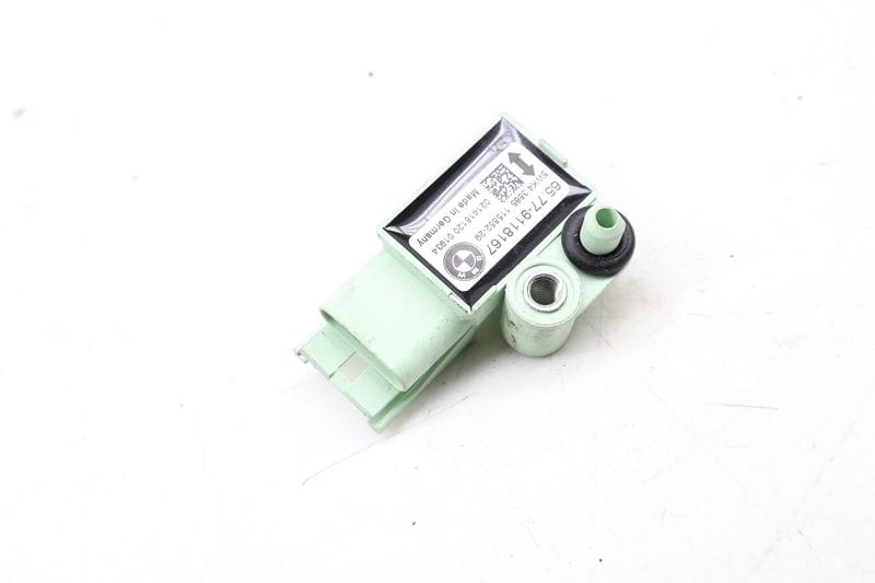 Door Impact / Airbag Crash Sensor 65779118167 — Used (SKU 663077)