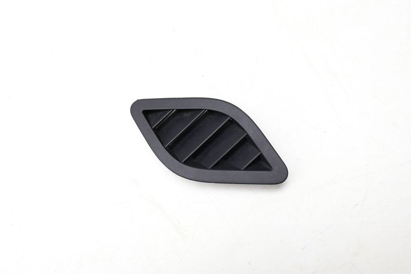 Upper Dash Defrost Air Vent 51452991424 — Used (SKU 662876)