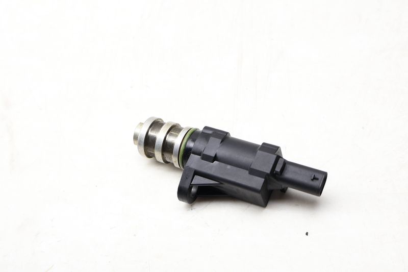 Solenoid Valve 11417639993 — Used (SKU 663103)