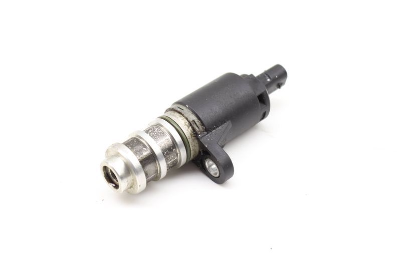 Engine Hydraulic Valve 11417622768 — Used (SKU 565198)