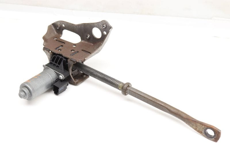 Rear Tilt / Height Adjustment Seat Motor 52107314221 — Used (SKU 565063)