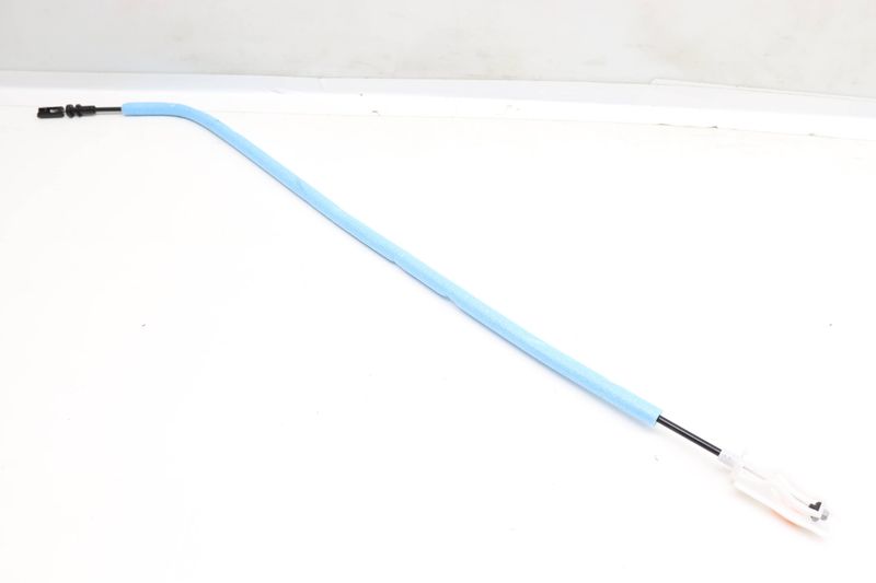 Interior Door Handle Release / Bowden Cable 51217293621 — Used (SKU 565237)