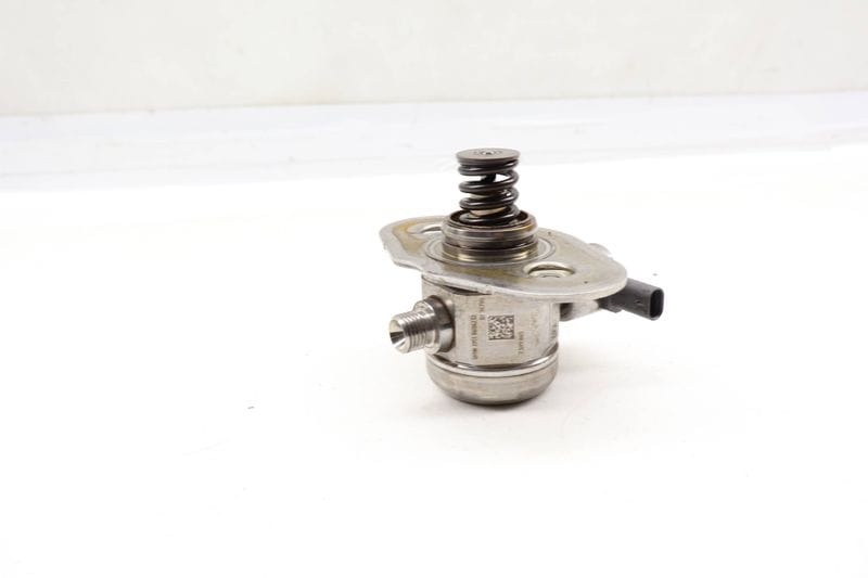 High Pressure Fuel Pump / Hpfp 13518604232 — Used (SKU 688985)