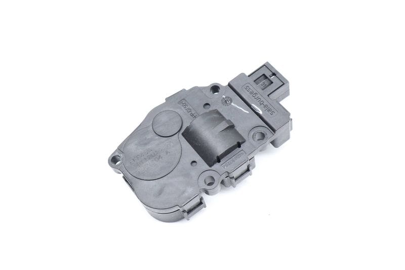 HVAC Flap / Servo Air Motor / Actuator 64119321034 — Used (SKU 688784)