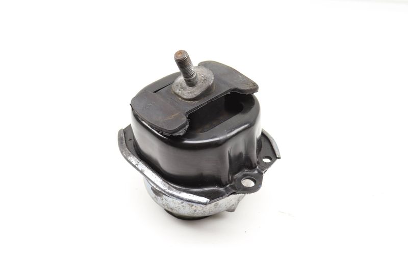 Engine / Motor Mount 22116865145 — Used (SKU 565378)