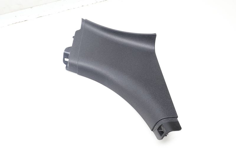 Lower Pillar Trim / Panel 51469129764 — Used (SKU 621966)