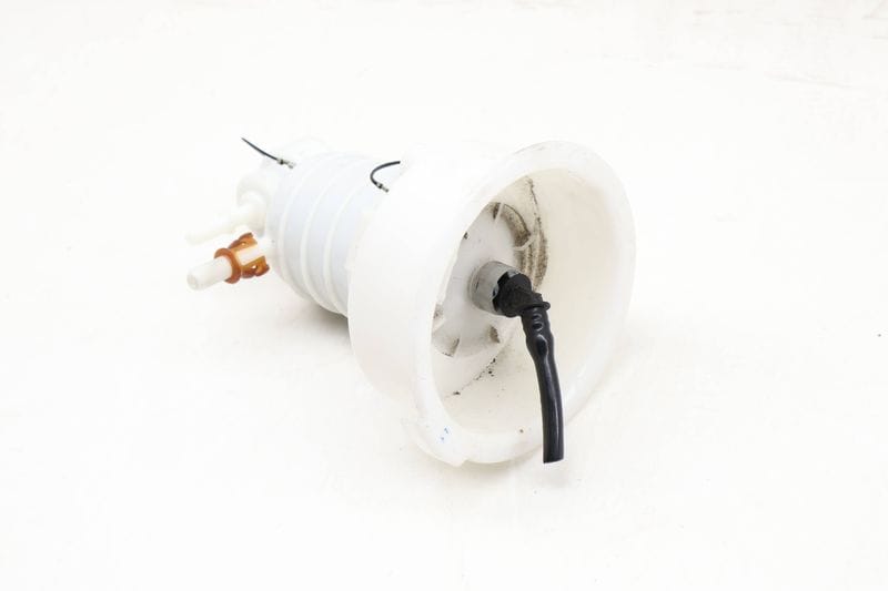 Fuel Flange / Filter 16117313793 — Used (SKU 622299)