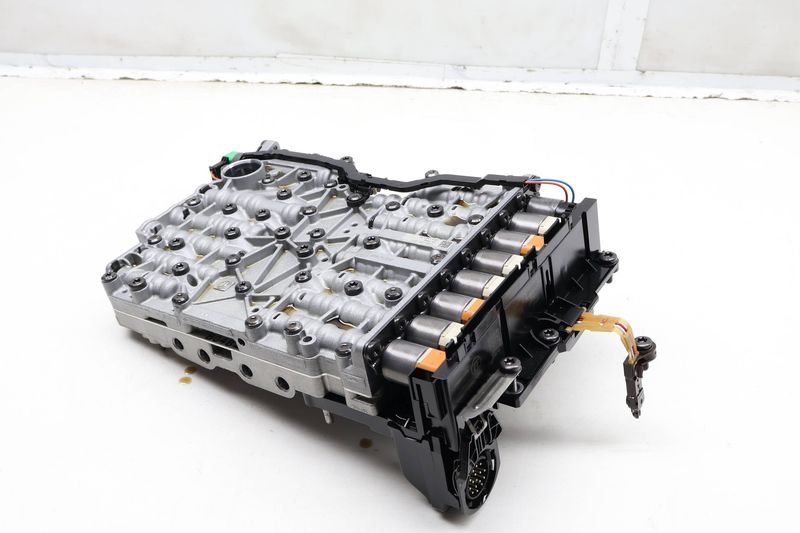 Transmission Valve Body / Mechatronic (GA8HP45Z) 24348612857 — Used (SKU 622411)