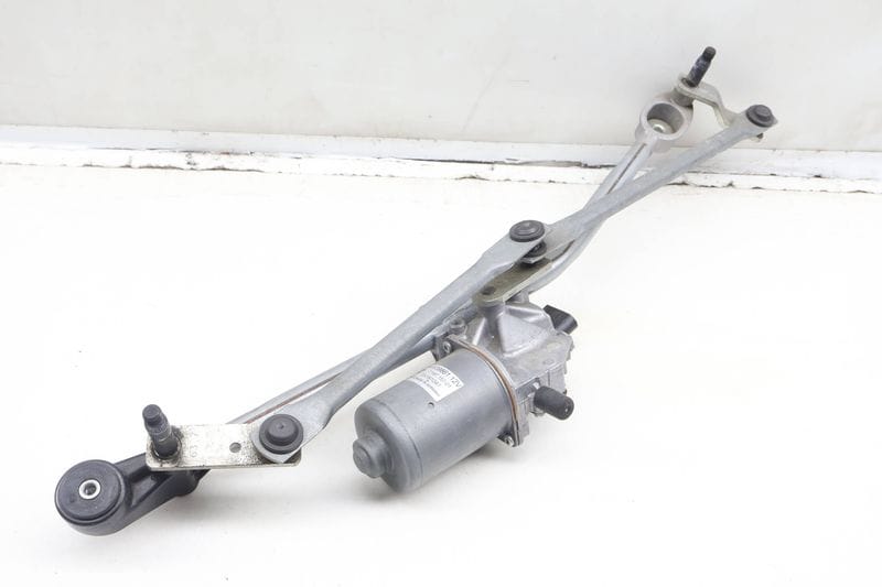 Windshield Wiper Transmission w/ Motor 61617191885 — Used (SKU 622113)