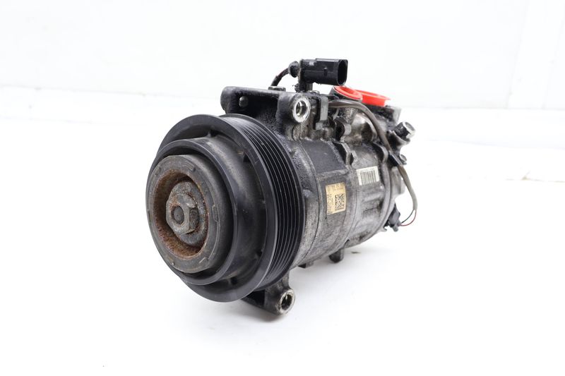 AC Compressor 95B260805B — Used (SKU 730407)