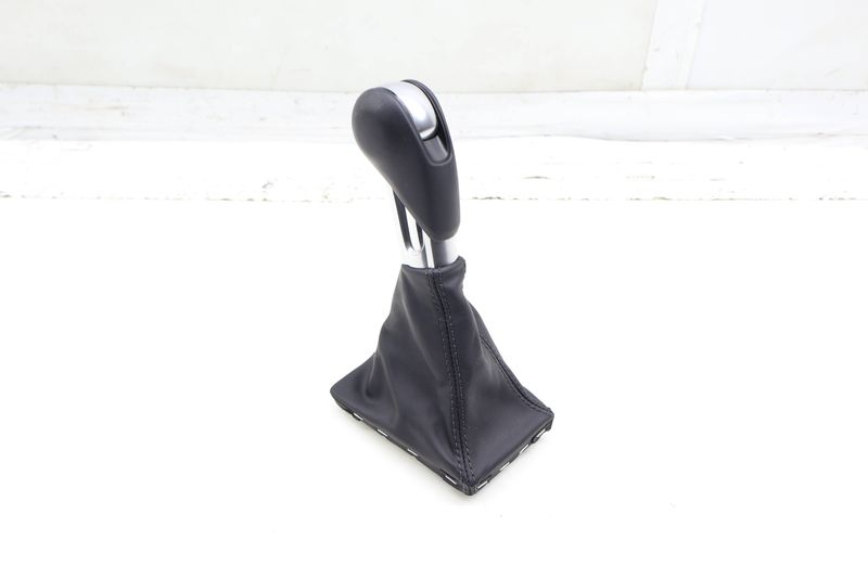 Automatic Shifter Knob w/ Boot 95B713139B — Used (SKU 710772)