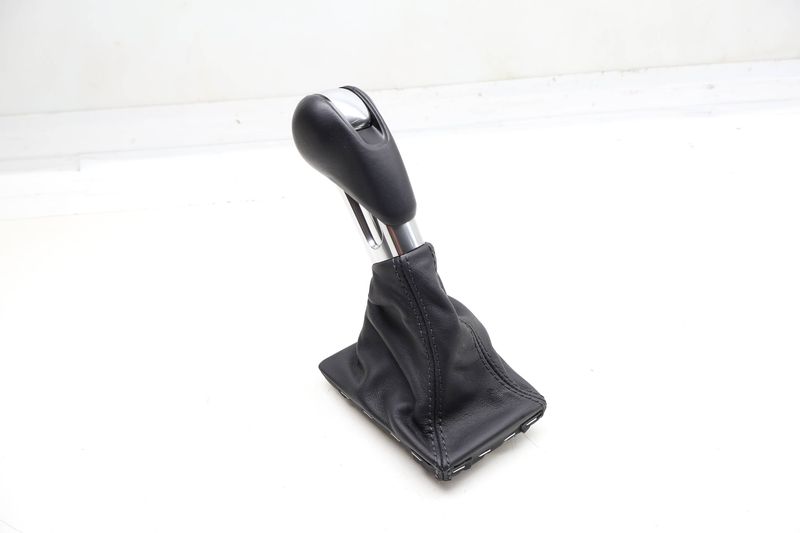 Automatic Shifter Knob w/ Boot 95B713139B — Used (SKU 730176)