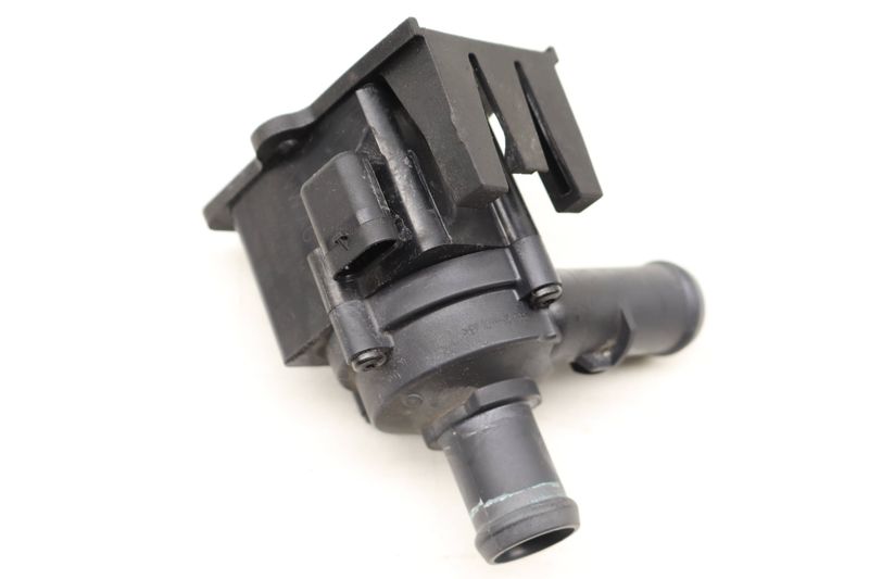 Auxiliary Water / Coolant Pump 06H121601M — Used (SKU 482548)