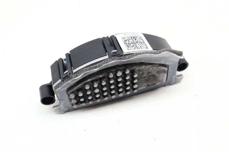 Blower Motor Resistor 8T0820521E — Used (SKU 641007)