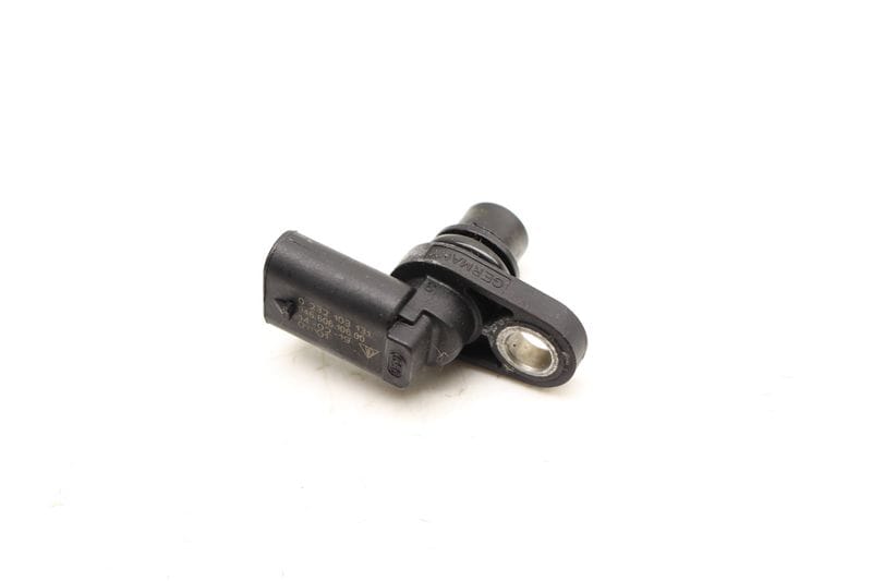 Cam / Camshaft Position / Hall Sensor 94660610600 — Used (SKU 487390)