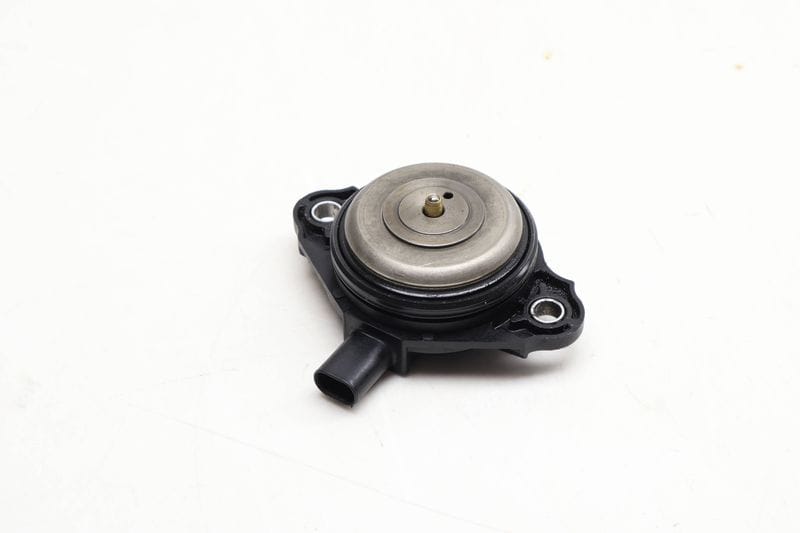 Cam / Camshaft Timing Actuator Solenoid 94610505377 — Used (SKU 635261)