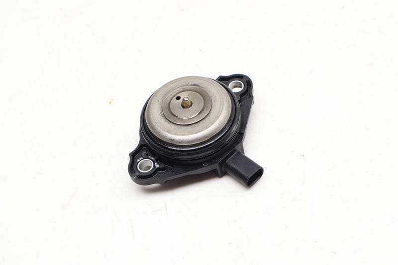 Cam / Camshaft Timing Actuator Solenoid 94610505377 — Used (SKU 635262)